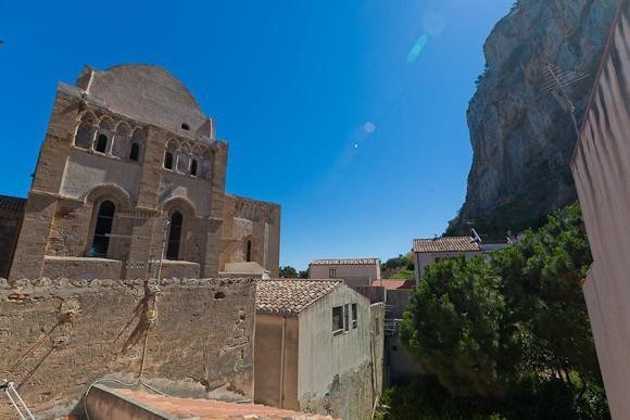 Terrazza Delle Mura Cefalu Bilik gambar