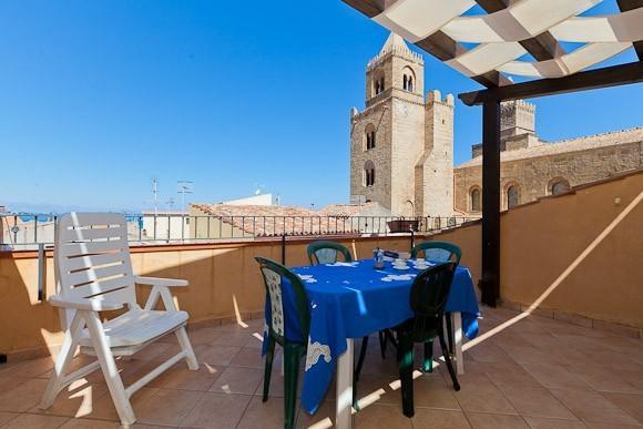 Terrazza Delle Mura Cefalu Bilik gambar